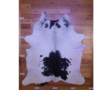 COWHIDE TOP QUALITY NATURAL COLOUR BLACK & WHITE (rug pictured sent) Free Delivery!