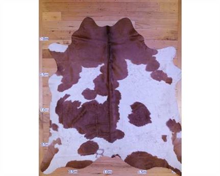 COWHIDE TOP QUALITY NATURAL COLOUR BROWN & WHITE (rug pictured sent) Free Delivery!