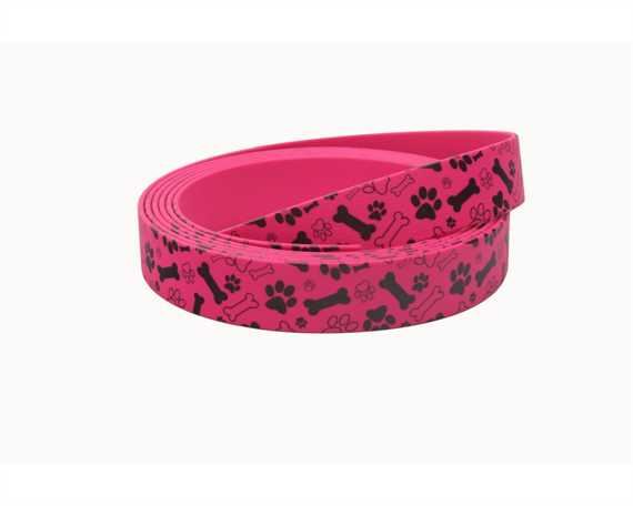 BioThane® PRINTED BETA® STANDARD PER 8 FT LENGTH (1") 25MM BONE AND PAW ON PINK PK523
