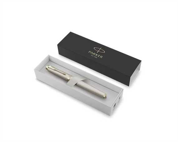 Parker IM Monochrome Champagne Fountain Pen - Medium Nib