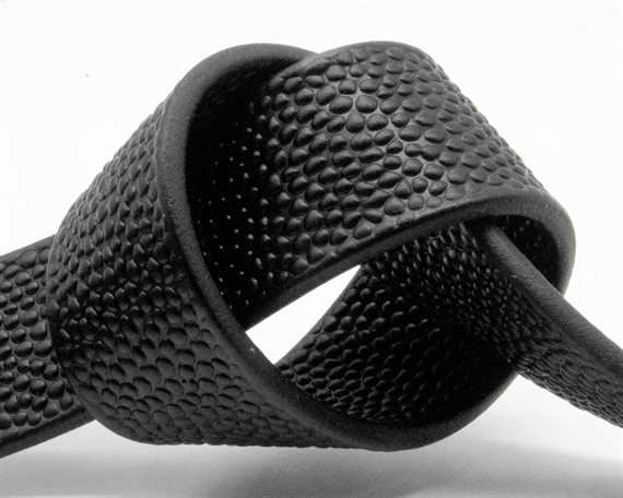 BioThane® BETA® SUPER HEAVY PEBBLE (1") 25MM BLACK BL580 (PER L/FT)